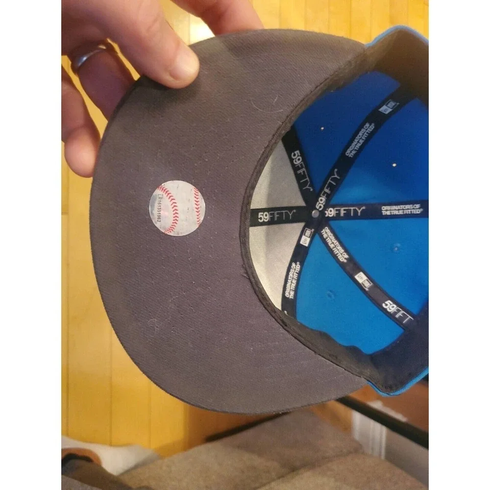 New Era 59 Fifty Cleveland Indians Fitted Cap, Blue, Size 7. Unique And Rare!
